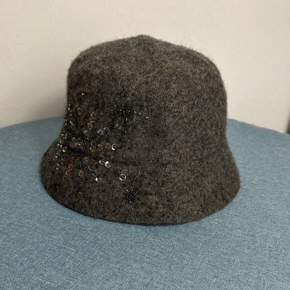 Croft & Barrow Wool Blend Bucket Hat With Sequins - Picture 2 of 7